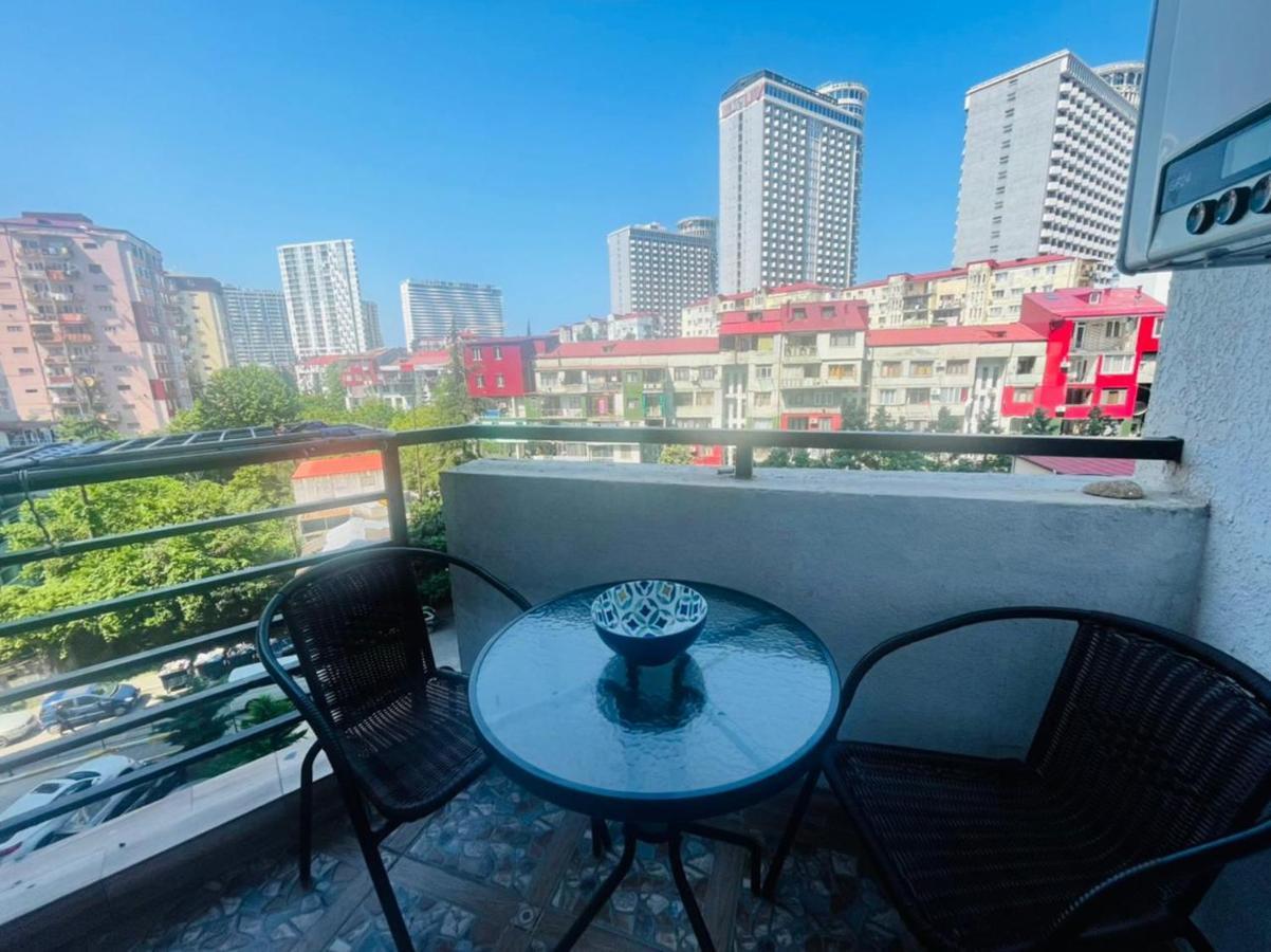 Sunny Mood Batumi Apartment Exterior photo